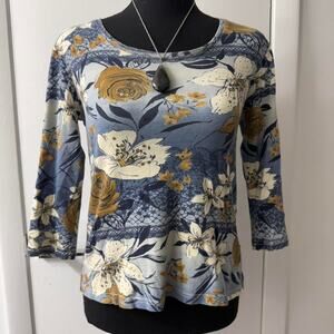 Blue and white floral print